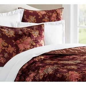 Sabyasachi x Pottery Barn Mystic Garden Floral Shams (4)
